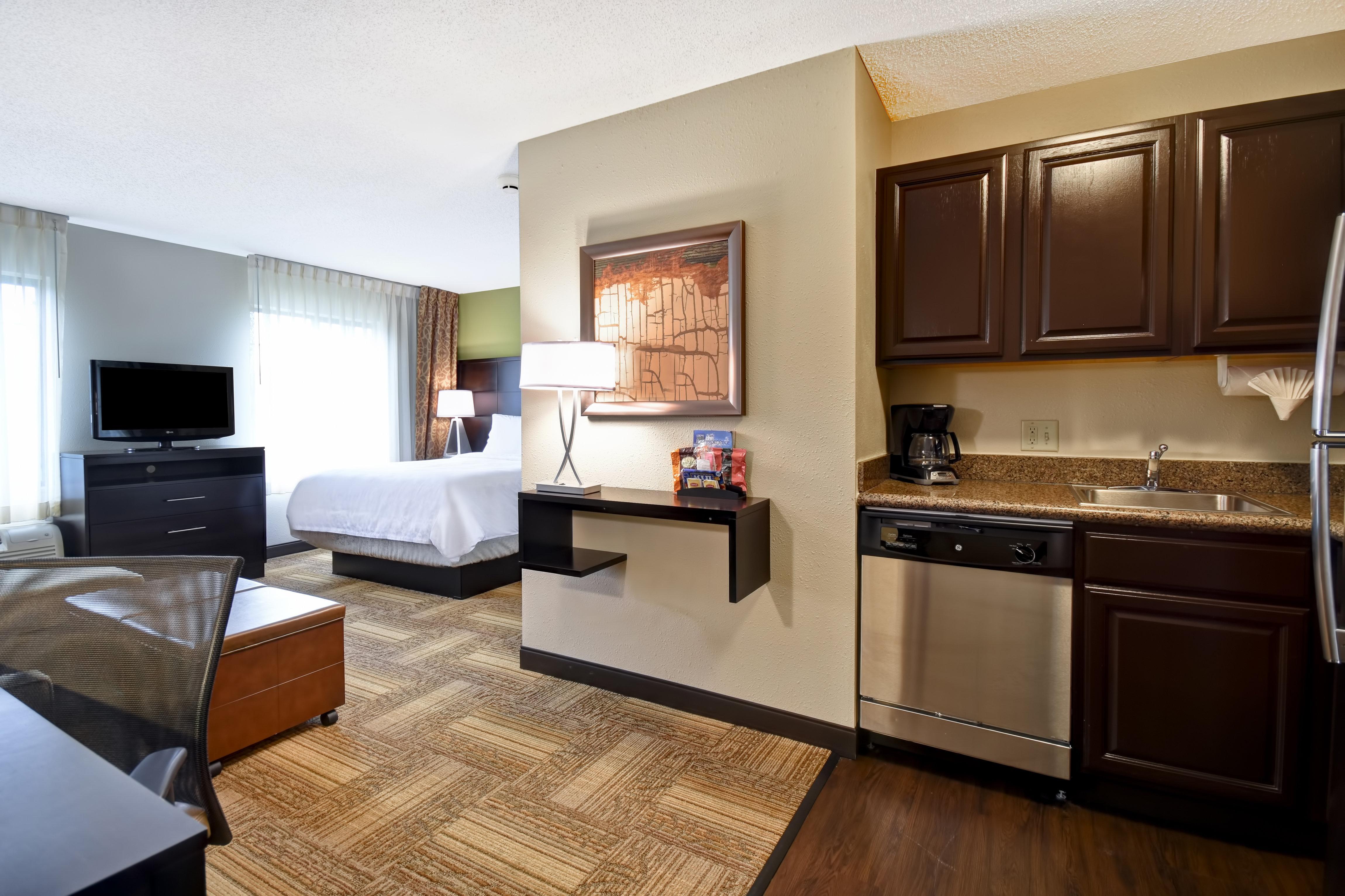 Staybridge Grand Rapids-kentwood By Ihg Hotel Cascade