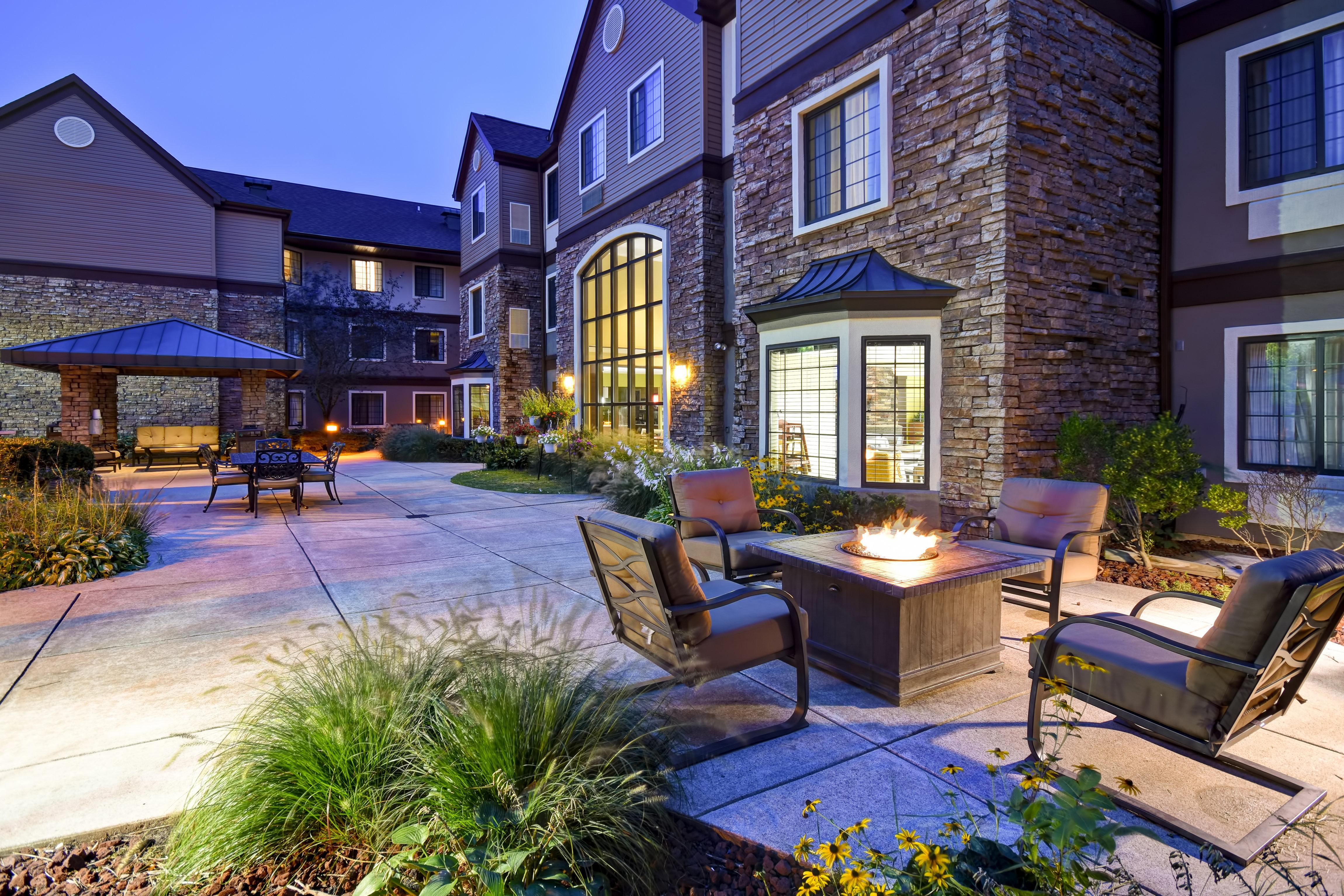 Staybridge Grand Rapids-kentwood By Ihg Hotel Cascade