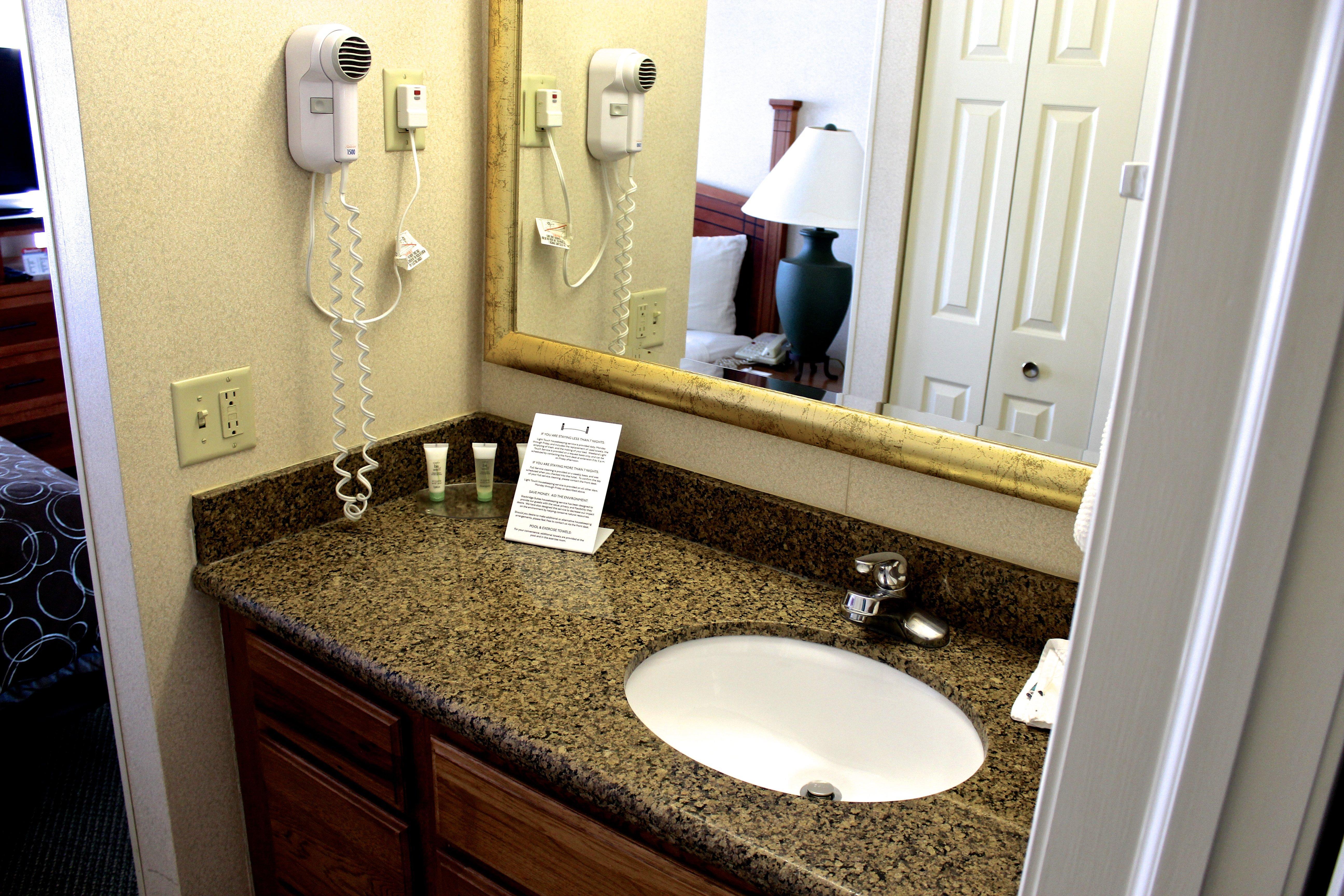 Hotel Staybridge Grand Rapids-kentwood By Ihg Cascade